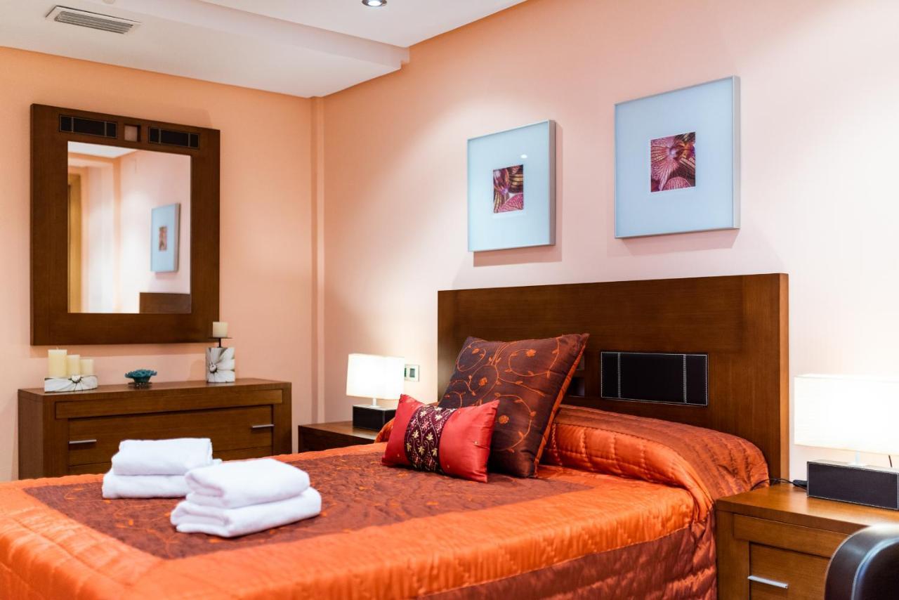 Wekey Homes Granada, Atico Panoramico Puerta Real Appartement *